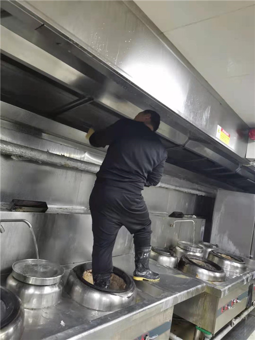 廚房設備維修保養(yǎng),油煙管道清洗,大型油煙機清洗,煙道清洗,廚房清洗,油煙凈化器改造安裝